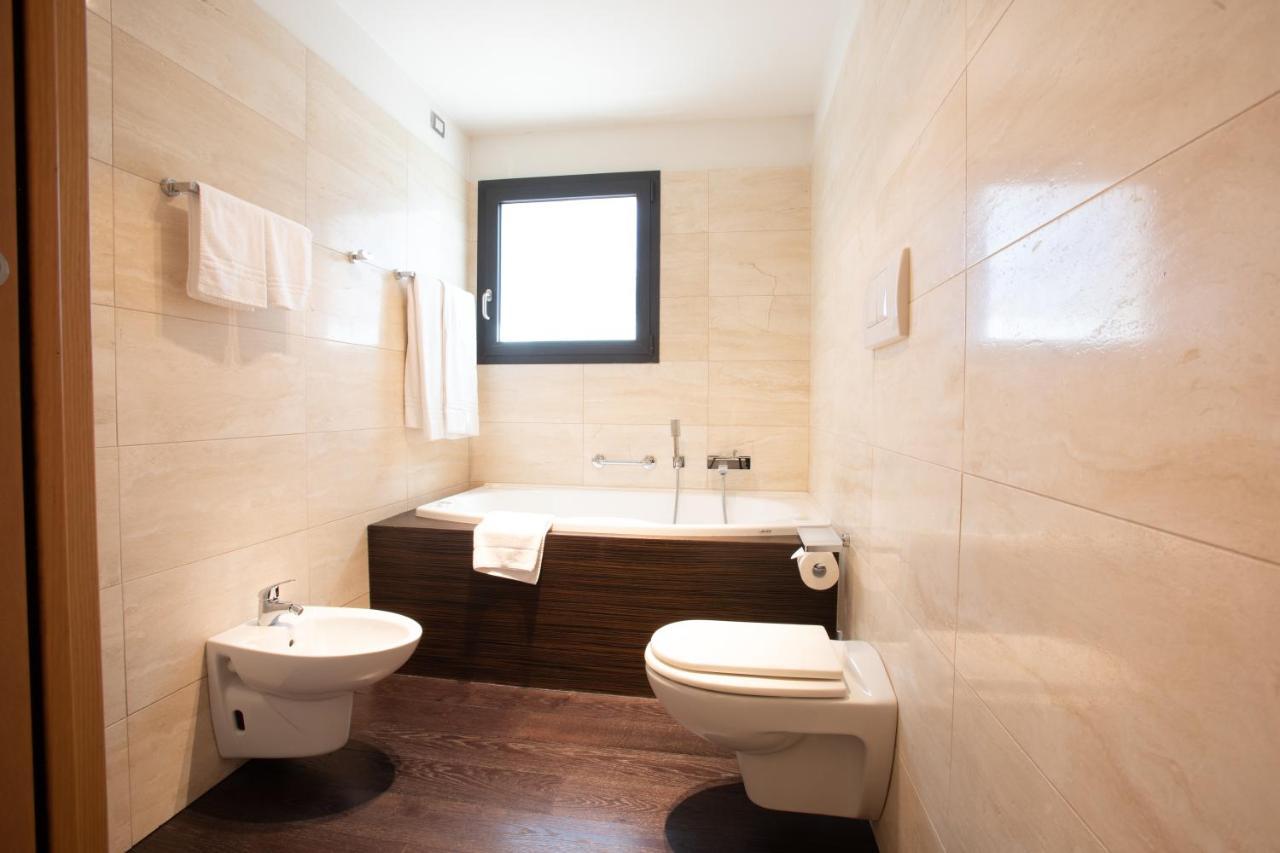 Aparthotel Matrix & 4*